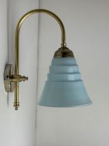  PAIRE D’ANCIENNES APPLIQUES EN OPALINE BLEUE VINTAGE