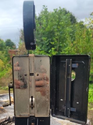 Projecteur Cinak N°1 à manivelle, Format 9,5 mm 1930 - 1934