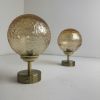 PAIRE D’ANCIENNES APPLIQUES EN VERRE AMBRÉ VINTAGE