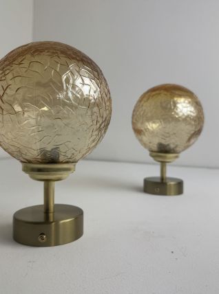 PAIRE D’ANCIENNES APPLIQUES EN VERRE AMBRÉ VINTAGE
