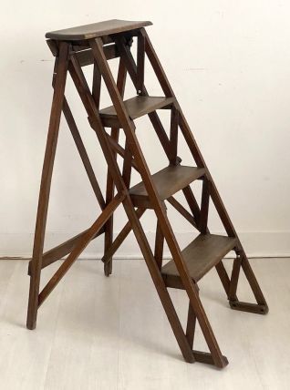 Petit escabeau vintage 1950