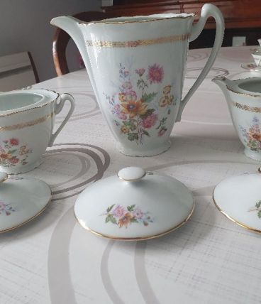 Service porcelaine fine CNP 