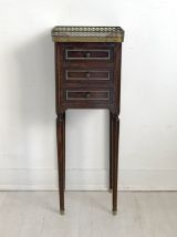 Petit chevet de style Louis XVI