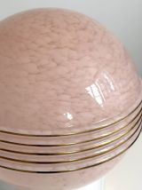 Lampe Art Déco Globe en verre moucheté rose et socle en céra