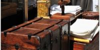 Grande brocante du centre ville de Lisieux. Près de 800 exposants