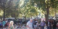 Vide-grenier , puces et brocante Bessan