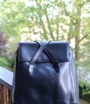 sac à dos en cuir bleu marine vintage