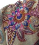  Foulard fantaisie - motifs floraux multicolores