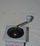 MOULIN A CAFE RELOOKE "SHABBY CHIC"