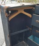 Male cabine Hartmann