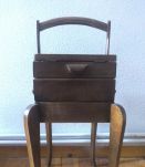 Jolie travailleuse en bois - vintage