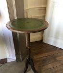 Guéridon bout de canapé