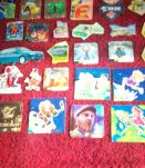 lot une quarantaine de magnets publiictaires
