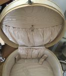 Boite chapeau anglaise en cuir blanc