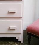 Commode vintage rose poudré