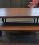 Table en bois chêne clair massif 