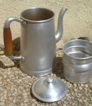 cafetière ancienne en alu ,vintage