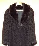 MANTEAU LONG EN ASTRAKAN