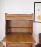 Secrétaire vintage rotin pieds compas à rénover