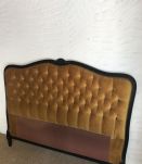 Tête de lit capitonnée 