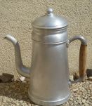 cafetière en aluminium ancienne ,vintage