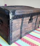 Ancienne malle rénovée