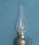 lampe  a petrole  étain 