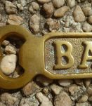 décapsuleur  barman  en laiton