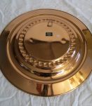 Assiette cuivre verni murale scène de vie