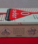 Jolie boite publicitaire en tôle O-Cedar n°13 (vide)