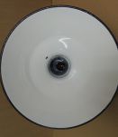 Suspension industrielle en tôle émaillée années 50-60