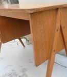 Bureau vintage pieds compas
