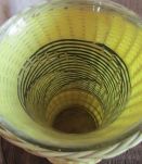 Vase verre tressé de scoubidou, année 50