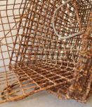 Panier à huîtres en métal oxydé