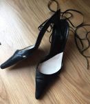 Escarpins en cuir à lacets Zara