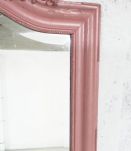 Grand Miroir vintage ancien à moulures vieux rose