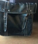 Sacoche cuir et carton vintage