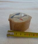 Boite stéatite, incrustée nacre Inde