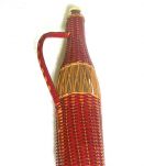 bouteille ancienne recouverte d'osier, vintage
