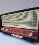 ancien poste de radio Philips B3X de 1956