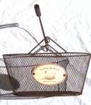 panier  en metal grillagé