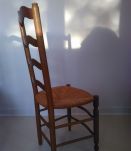 6 Chaises en bois et assises en paille