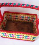Petit panier vintage en scoubidou