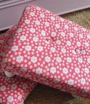 2 petits tabourets bas 