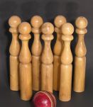 Jeu de Bowling Quilles en Bois / Balle de Cricket