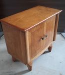 petit meuble 40s marqueterie ok trace sur plateau h 57x61x33