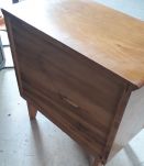 petit meuble 40s marqueterie ok trace sur plateau h 57x61x33