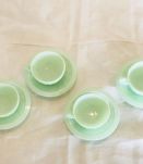 Tasses a café en oplaline couleur mint