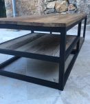 Grande table basse en bois massif et métal