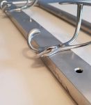 porte manteaux en aluminium avec 2 patères des années 60